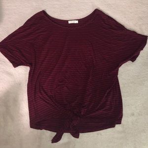 red/black striped cropped tshirt